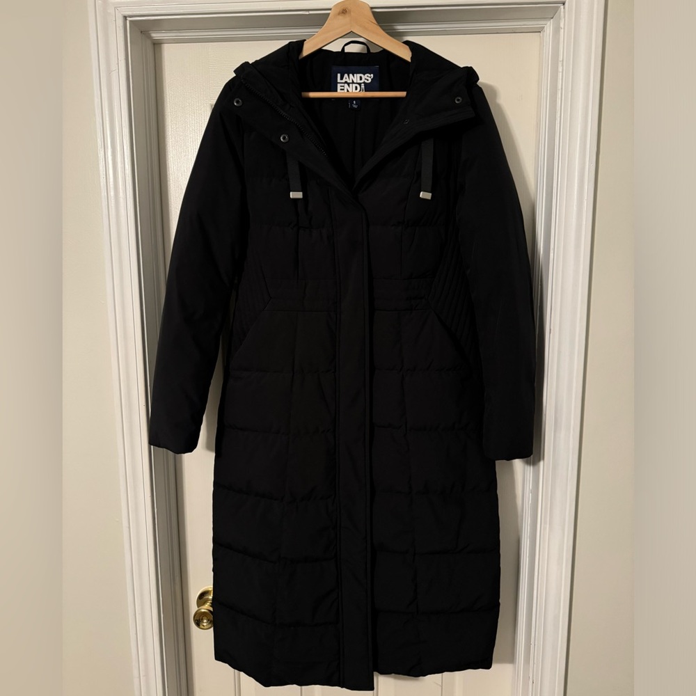 Lands' End Women's Black Puffer Jacket